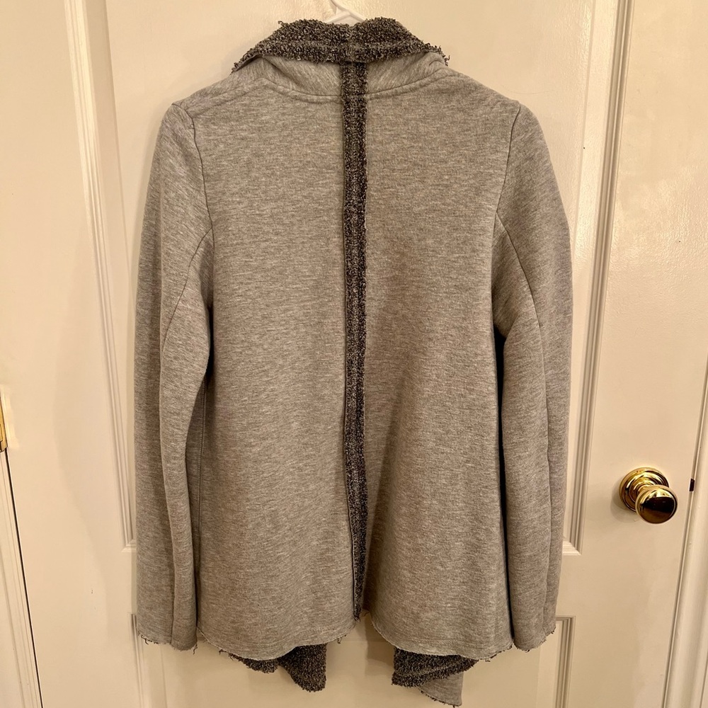 Sweater - Picture 3 of 4